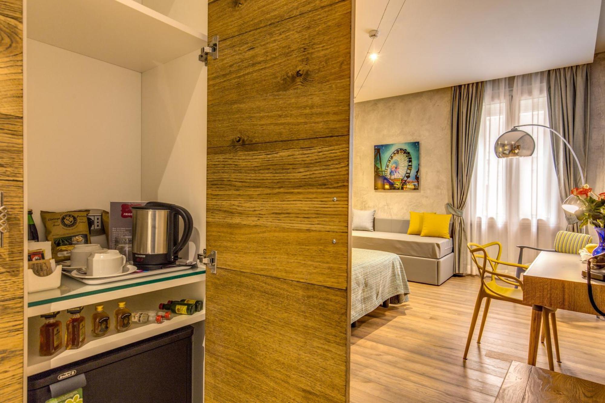 Parlamento Boutique Hotel Roma Phòng bức ảnh