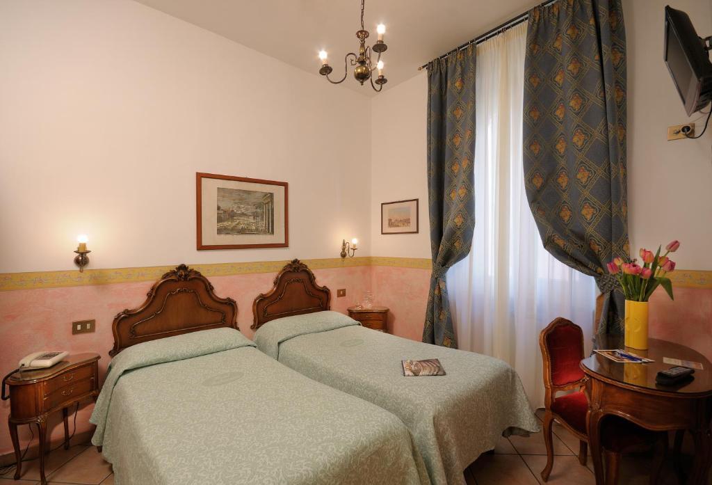 Parlamento Boutique Hotel Roma Phòng bức ảnh