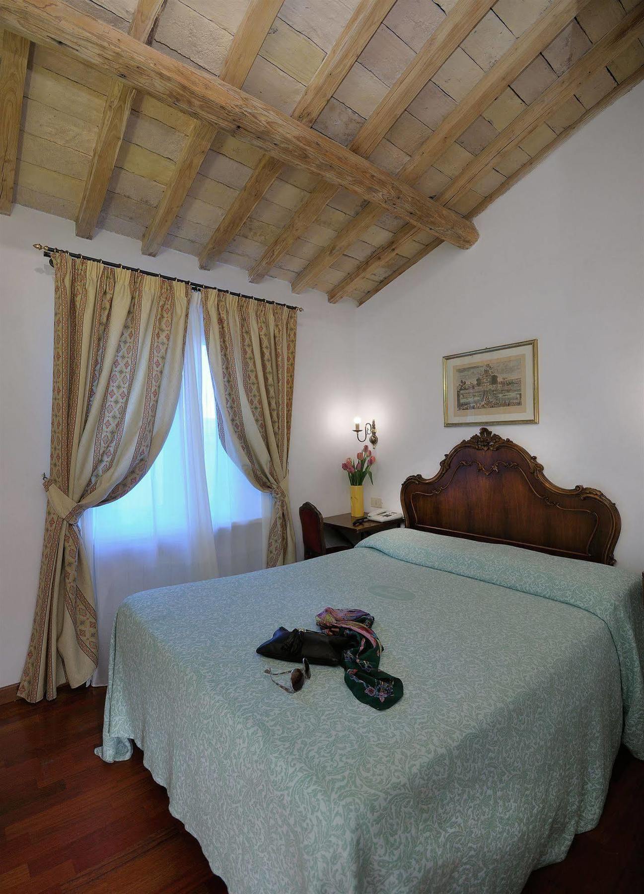 Parlamento Boutique Hotel Roma Ngoại thất bức ảnh